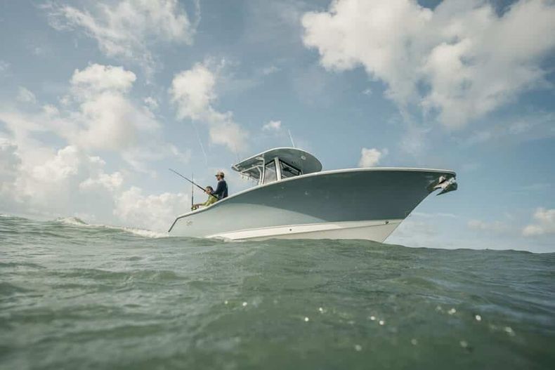 Thumbnail 5 for New 2022 Sea Hunt Gamefish 27 FS boat for sale in West Palm Beach, FL