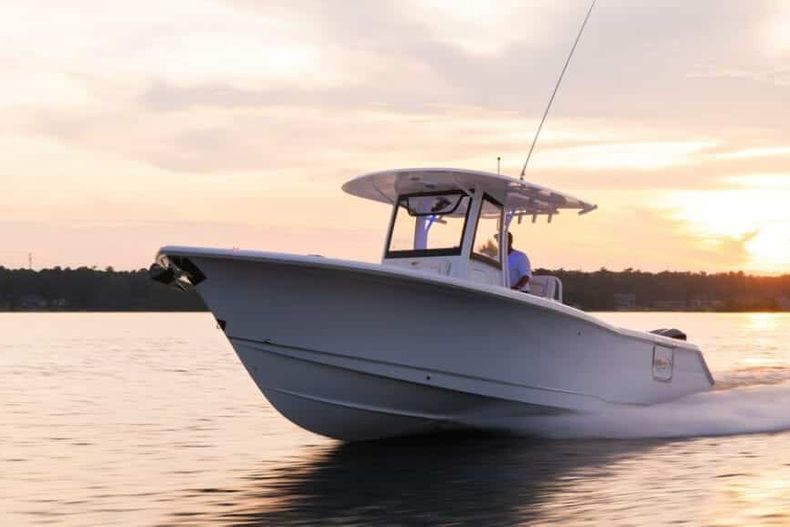Thumbnail 13 for New 2022 Sea Hunt Gamefish 30 FS boat for sale in West Palm Beach, FL