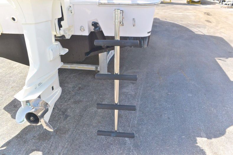 Thumbnail 21 for Used 2000 Pro-Line 27 Walk boat for sale in West Palm Beach, FL