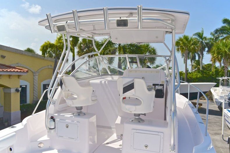 Thumbnail 31 for Used 2000 Pro-Line 27 Walk boat for sale in West Palm Beach, FL