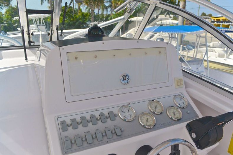 Thumbnail 72 for Used 2000 Pro-Line 27 Walk boat for sale in West Palm Beach, FL