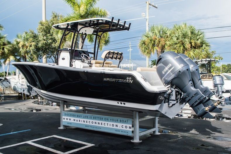 Thumbnail 5 for New 2016 Sportsman Open 252 Center Console boat for sale in Miami, FL