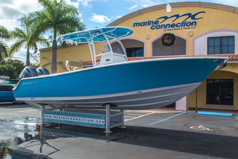 Thumbnail 1 for New 2016 Sportsman Heritage 251 Center Console boat for sale in Miami, FL