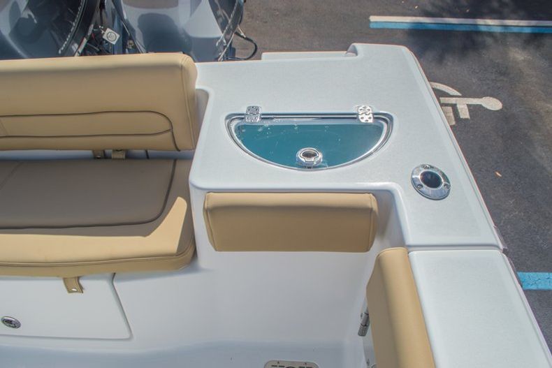 Thumbnail 19 for New 2016 Sportsman Heritage 251 Center Console boat for sale in Miami, FL