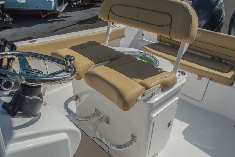 Thumbnail 28 for New 2016 Sportsman Heritage 251 Center Console boat for sale in Miami, FL