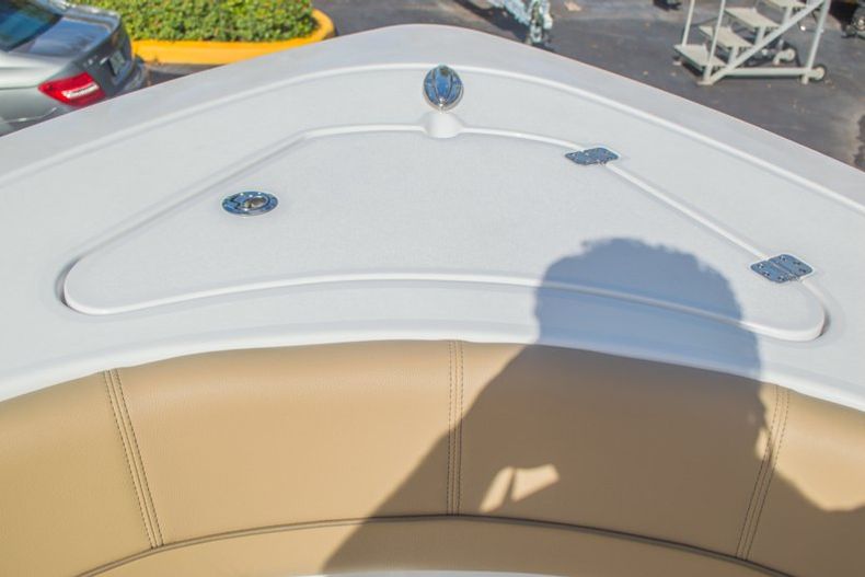 Thumbnail 49 for New 2016 Sportsman Heritage 251 Center Console boat for sale in Miami, FL