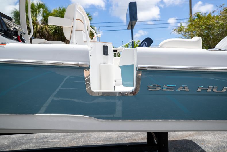 Thumbnail 5 for New 2022 Sea Hunt Escape 25 boat for sale in Vero Beach, FL