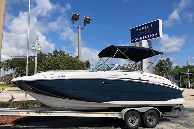 Used 2017 Hurricane 2400 Sundeck boat for sale in Vero Beach, FL