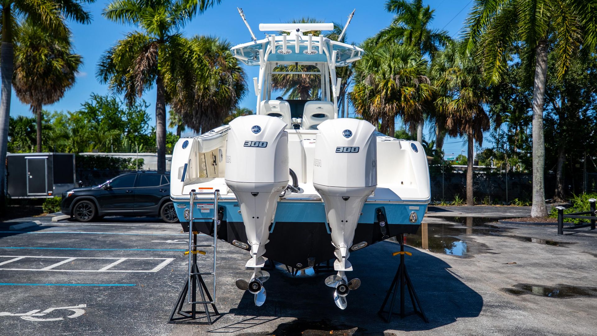 Used 2021 Cobia 320 CC #A012 image 10