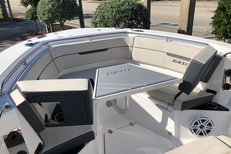 Thumbnail 21 for New 2022 Blackfin 272CC boat for sale in Fort Lauderdale, FL