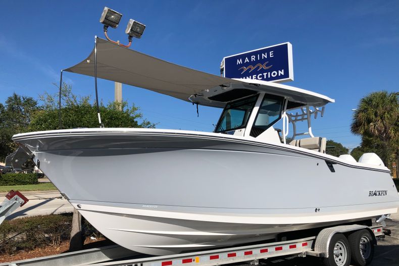 Thumbnail 28 for New 2022 Blackfin 272CC boat for sale in Fort Lauderdale, FL