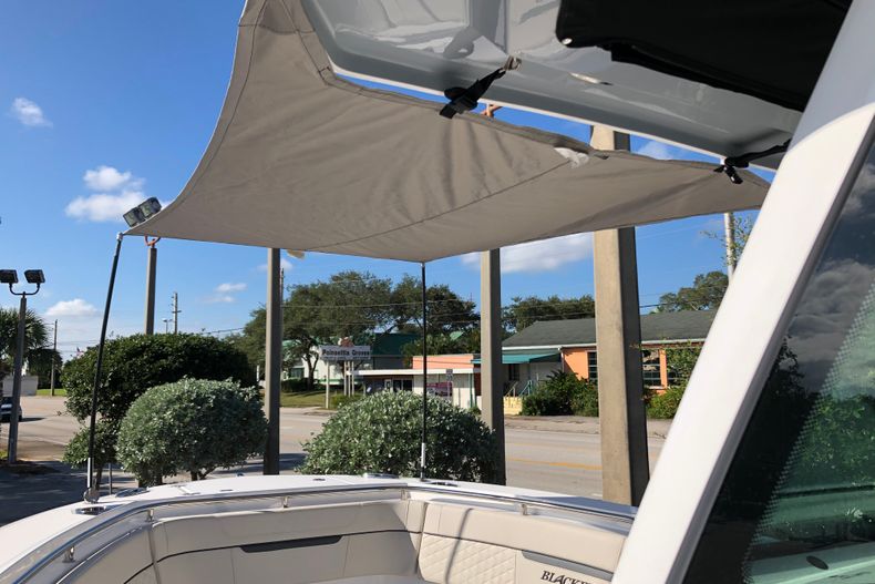 Thumbnail 27 for New 2022 Blackfin 272CC boat for sale in Fort Lauderdale, FL