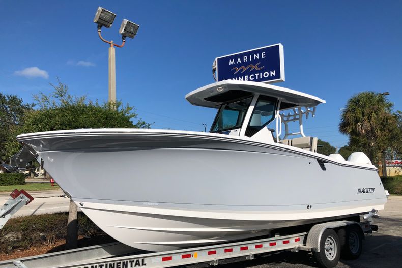 Thumbnail 1 for New 2022 Blackfin 272CC boat for sale in Fort Lauderdale, FL