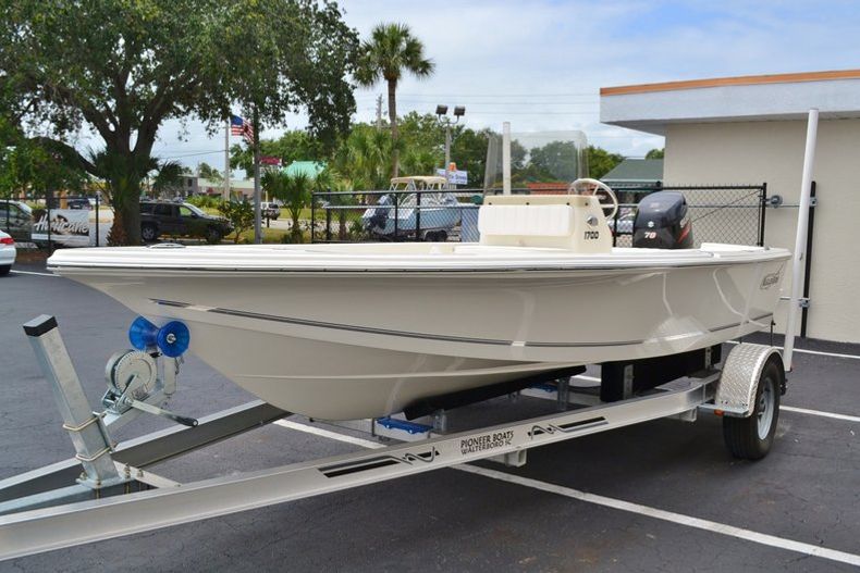 Thumbnail 3 for New 2014 Bulls Bay 1700 Bay Boat boat for sale in Vero Beach, FL