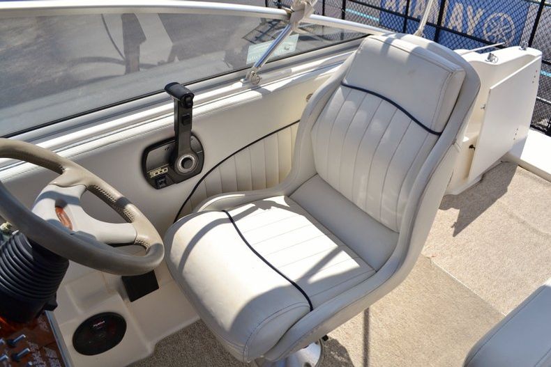 Thumbnail 15 for Used 1999 Bayliner 2355 Ciera boat for sale in Vero Beach, FL