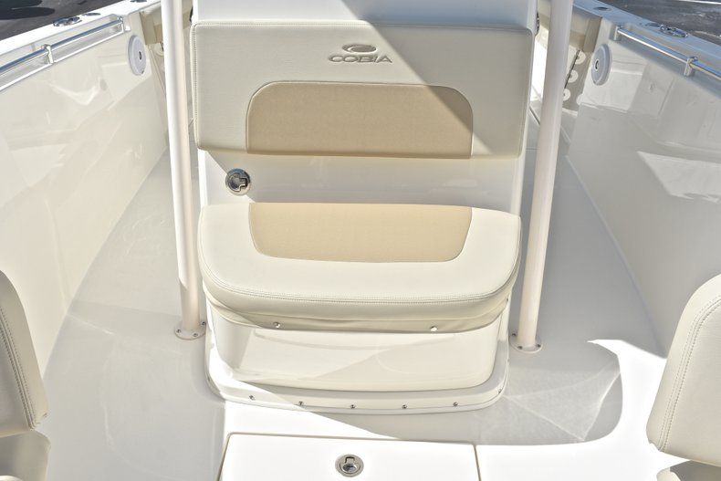 Thumbnail 49 for New 2018 Cobia 277 Center Console boat for sale in West Palm Beach, FL