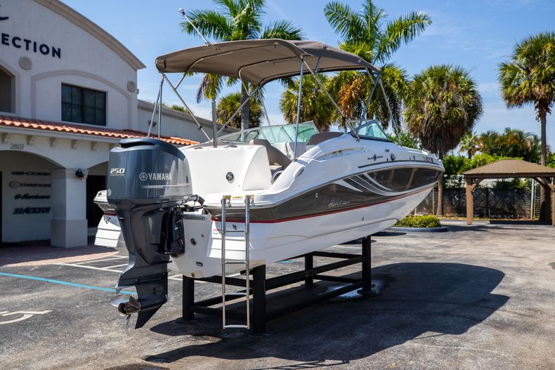 Thumbnail 10 for Used 2015 Hurricane SunDeck SD 2400 OB boat for sale in West Palm Beach, FL