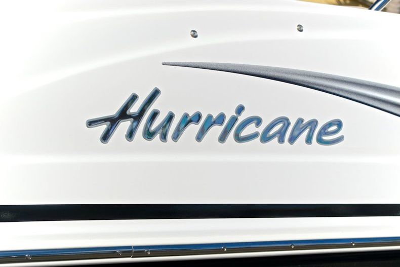 Thumbnail 8 for New 2014 Hurricane SunDeck Sport SS 201 OB boat for sale in West Palm Beach, FL