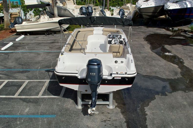 Thumbnail 62 for New 2014 Hurricane SunDeck Sport SS 201 OB boat for sale in West Palm Beach, FL