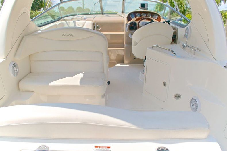 Thumbnail 27 for Used 2005 Sea Ray 280 Sundancer boat for sale in West Palm Beach, FL