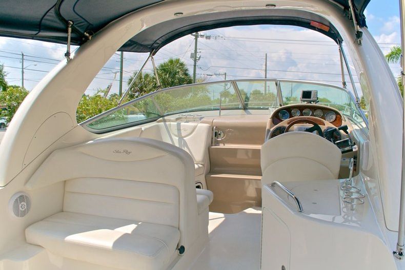 Thumbnail 28 for Used 2005 Sea Ray 280 Sundancer boat for sale in West Palm Beach, FL