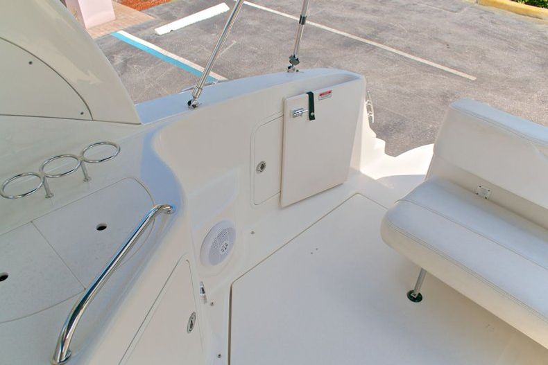 Thumbnail 35 for Used 2005 Sea Ray 280 Sundancer boat for sale in West Palm Beach, FL