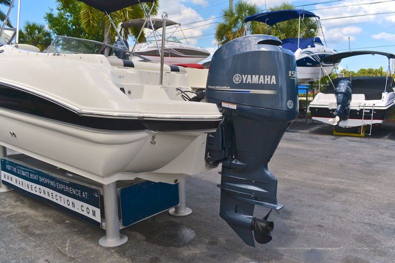 Thumbnail 14 for New 2013 Stingray 234 LR Outboard Bowrider boat for sale in West Palm Beach, FL