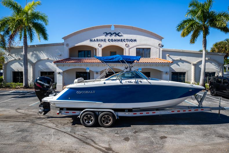 Used 2018 Cobalt 25SC boat for sale in Stuart, FL