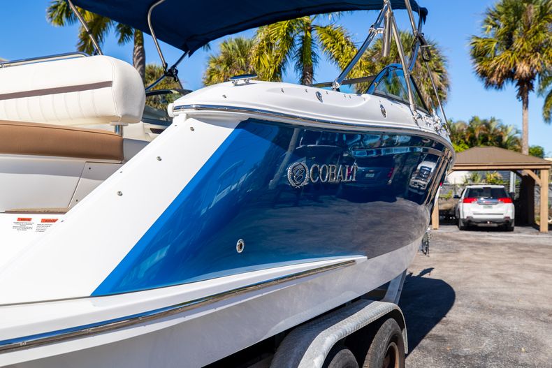 Thumbnail 11 for Used 2018 Cobalt 25SC boat for sale in West Palm Beach, FL