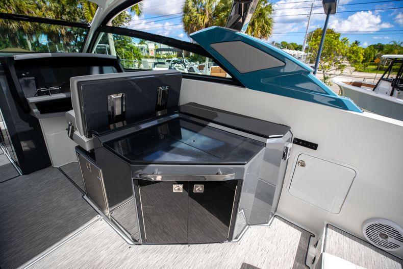 Thumbnail 16 for New 2022 Cobalt A36BR boat for sale in West Palm Beach, FL