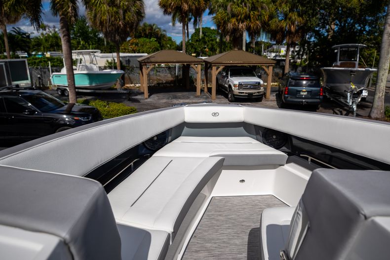 Thumbnail 49 for New 2022 Cobalt A36BR boat for sale in West Palm Beach, FL