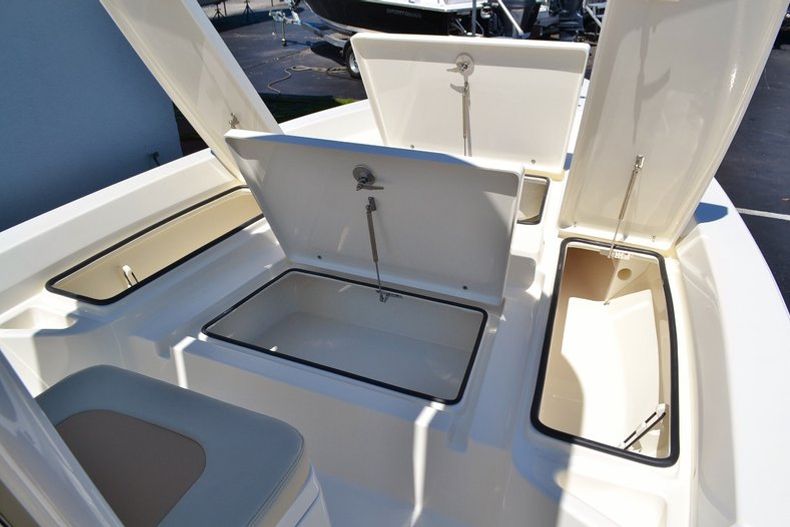 Thumbnail 28 for  2014 Pathfinder 2400 TRS Bay Boat boat for sale in Vero Beach, FL