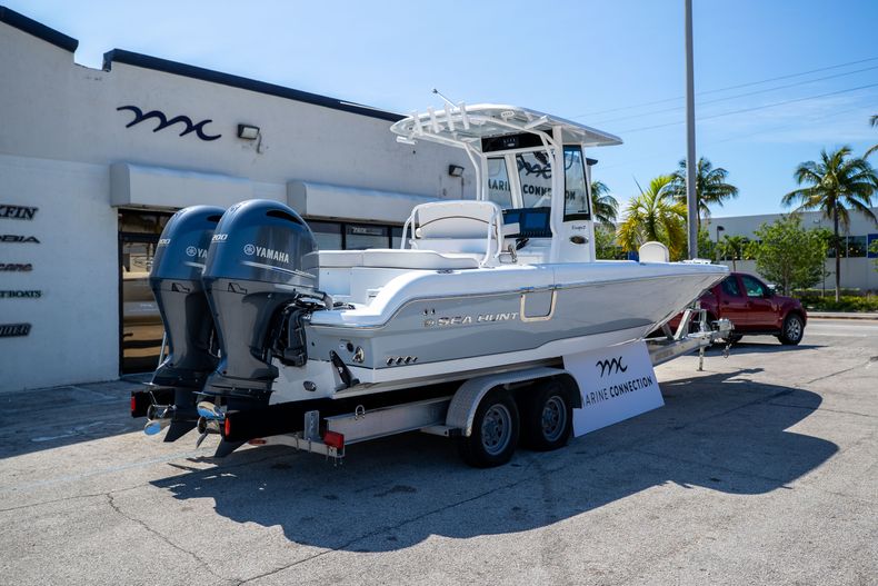 Thumbnail 7 for New 2022 Sea Hunt Escape 27 boat for sale in Vero Beach, FL
