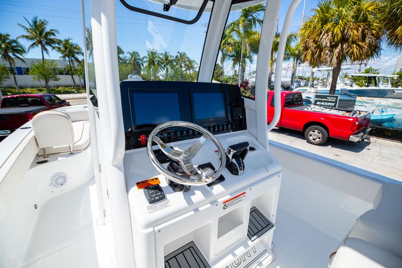 Thumbnail 30 for New 2022 Sea Hunt Escape 27 boat for sale in Vero Beach, FL
