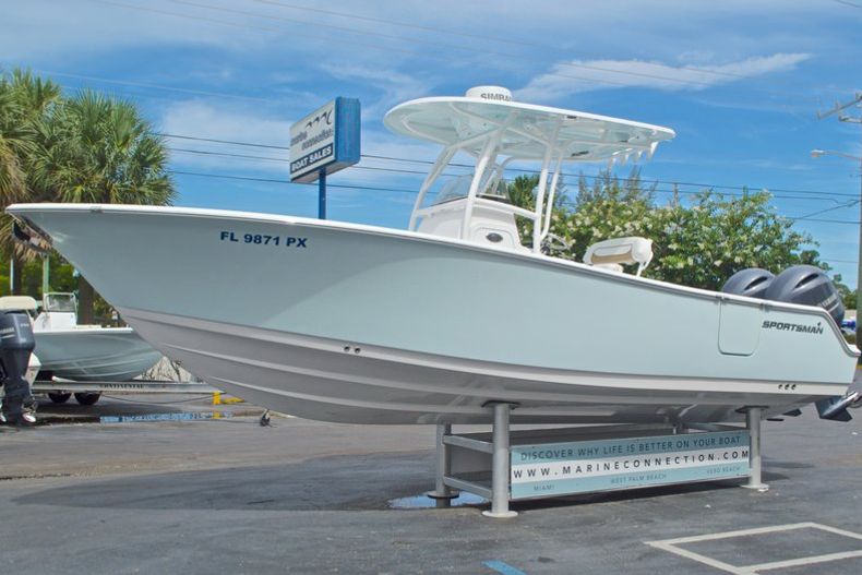 Thumbnail 4 for Used 2015 Sportsman Heritage 251 Center Console boat for sale in West Palm Beach, FL