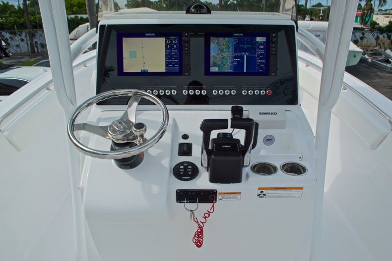 Thumbnail 35 for Used 2015 Sportsman Heritage 251 Center Console boat for sale in West Palm Beach, FL