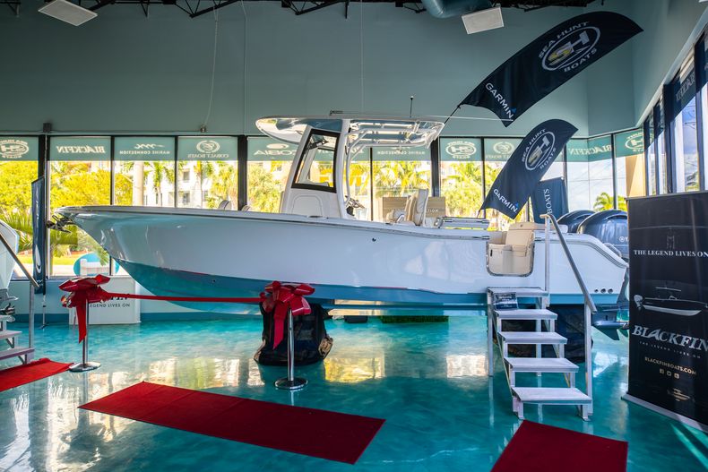 Thumbnail 0 for New 2022 Sea Hunt Ultra 265 SE boat for sale in Aventura, FL