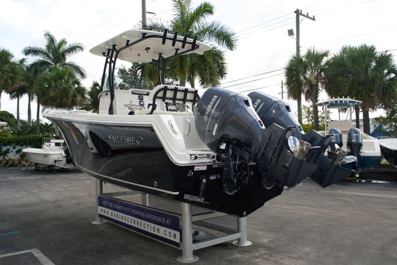 Thumbnail 5 for New 2015 Sailfish 240 CC Center Console boat for sale in West Palm Beach, FL