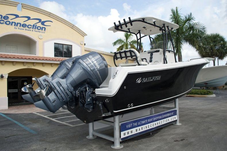 Thumbnail 6 for New 2015 Sailfish 240 CC Center Console boat for sale in West Palm Beach, FL