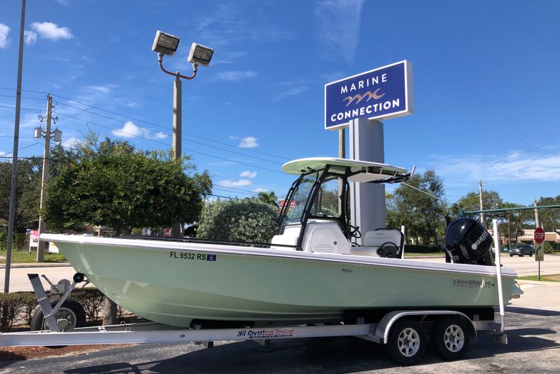 Used 2018 Everglades 243 boat for sale in Vero Beach, FL
