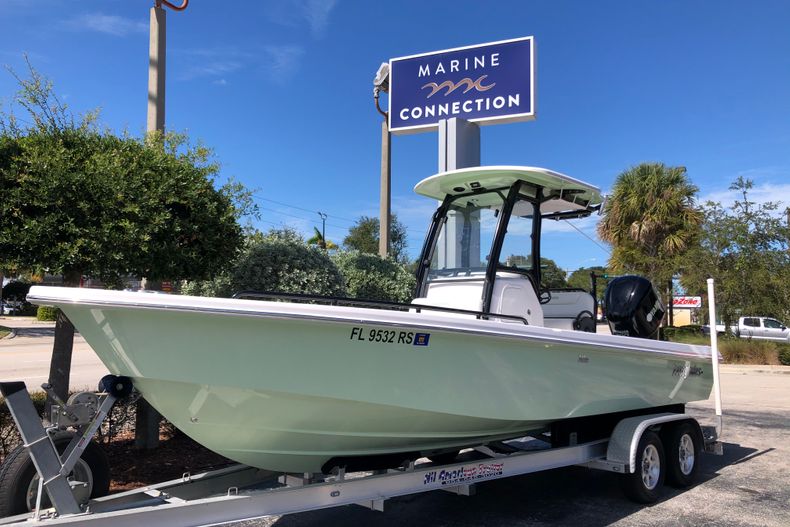 Thumbnail 1 for Used 2018 Everglades 243 boat for sale in Vero Beach, FL