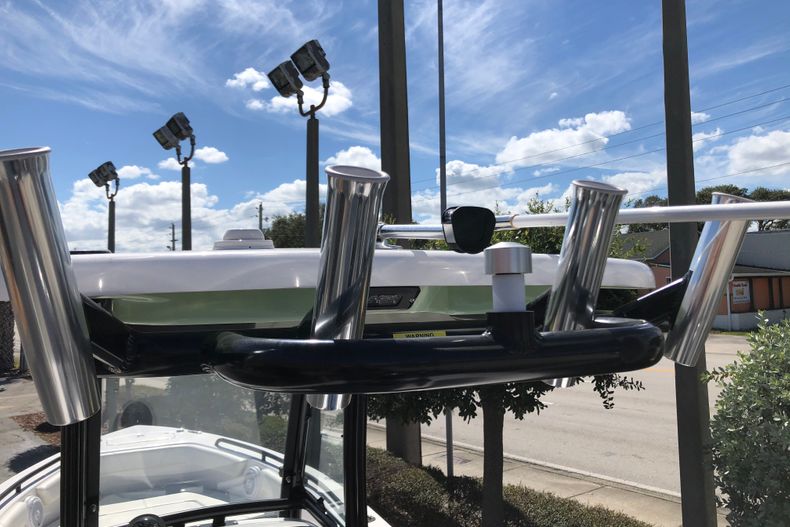 Thumbnail 29 for Used 2018 Everglades 243 boat for sale in Vero Beach, FL