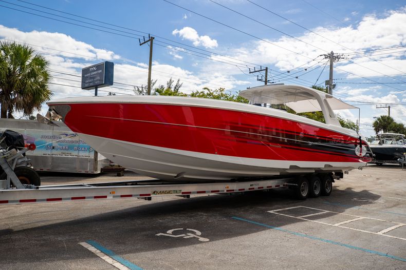 Thumbnail 4 for Used 2017 Cigarette 42 GTO boat for sale in West Palm Beach, FL