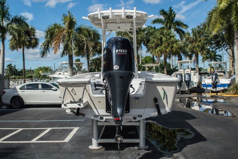 Thumbnail 6 for New 2016 Sportsman Masters 227 Bay Boat boat for sale in West Palm Beach, FL