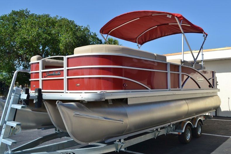 Thumbnail 3 for New 2014 Sweetwater Premium 220 Wet Bar 3 Gate boat for sale in Vero Beach, FL