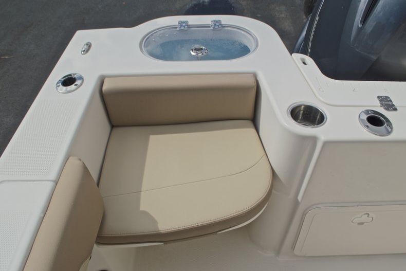 Thumbnail 11 for New 2017 Sailfish 220 CC Center Console boat for sale in West Palm Beach, FL