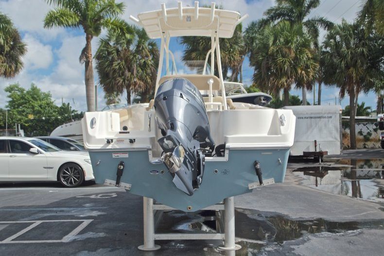 Thumbnail 6 for New 2017 Sailfish 220 CC Center Console boat for sale in West Palm Beach, FL