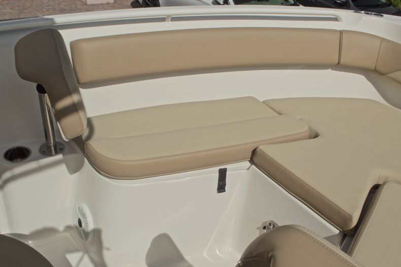 Thumbnail 39 for New 2017 Sailfish 220 CC Center Console boat for sale in West Palm Beach, FL