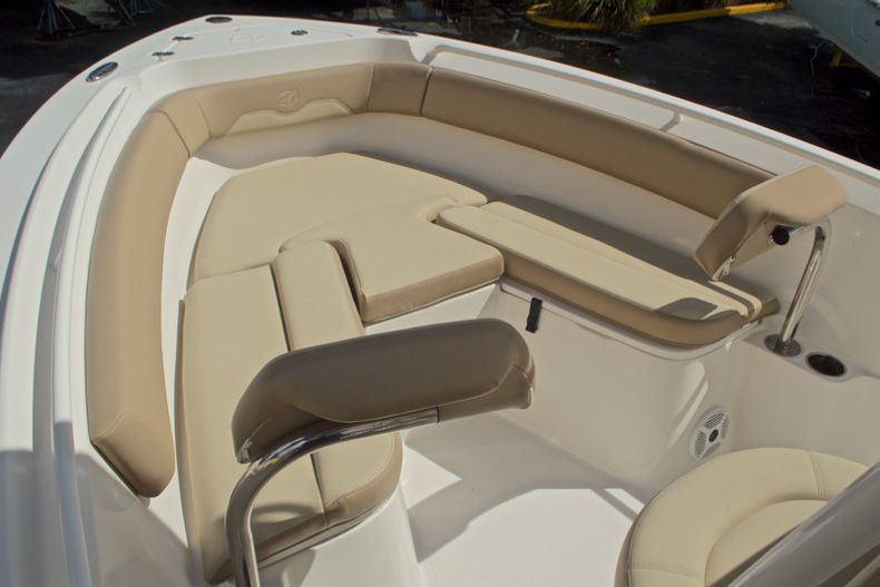 Thumbnail 37 for New 2017 Sailfish 220 CC Center Console boat for sale in West Palm Beach, FL