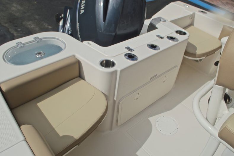 Thumbnail 10 for New 2017 Sailfish 220 CC Center Console boat for sale in West Palm Beach, FL